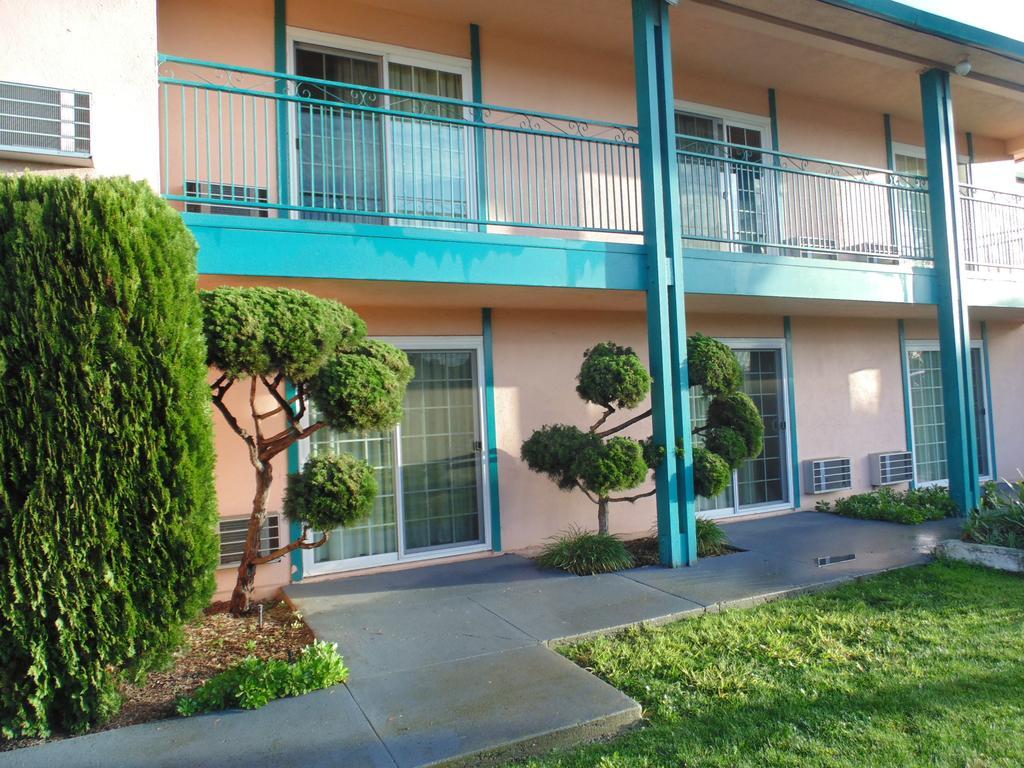 Inns Of California Salinas Room photo