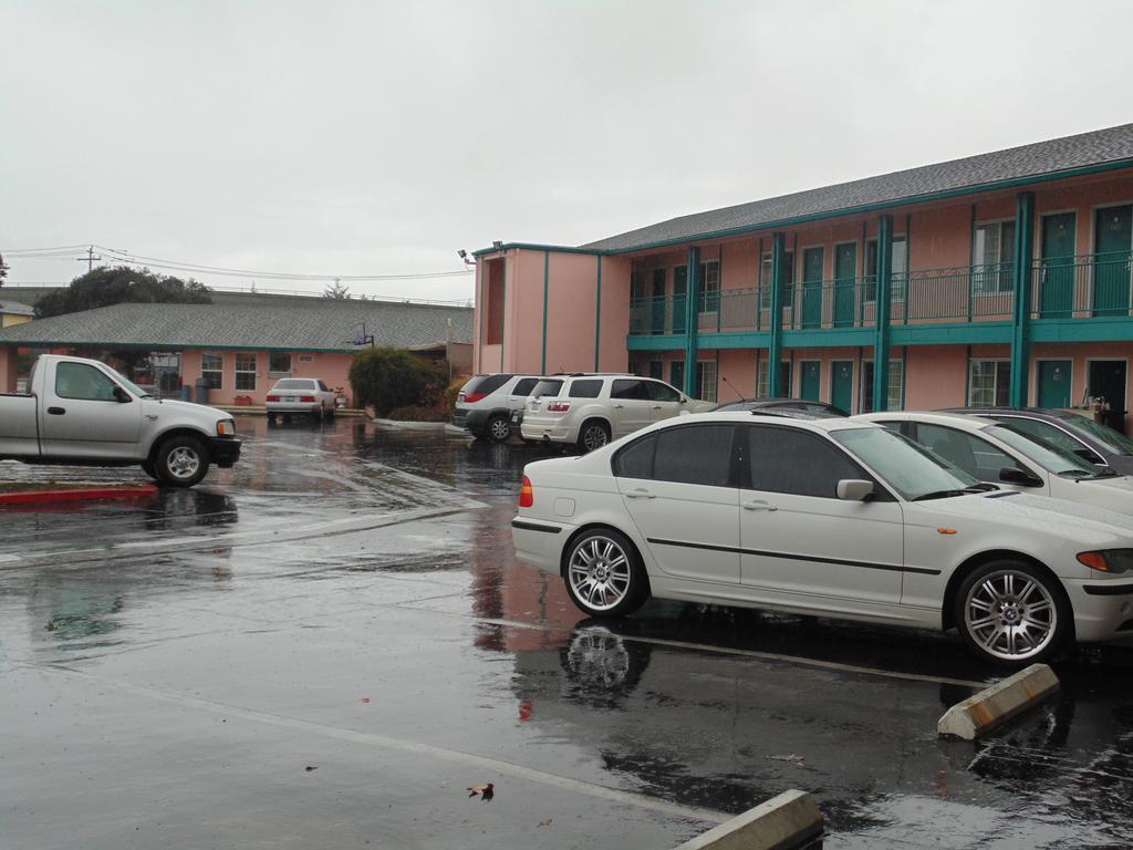 Inns Of California Salinas Exterior photo