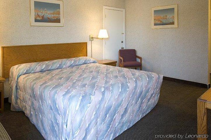 Inns Of California Salinas Room photo